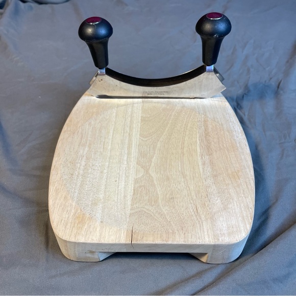 Arcosteel Stainless Steel Mezzaluna Double Blade Roller Knife W/Cutting Board - Picture 2 of 7
